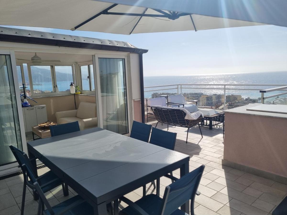 Dernier Etage D'Une Maison Roquebrune-Cap-Martin Exteriér fotografie